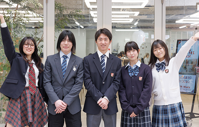 音楽分野でプロを目指す中学生の皆さまに向け、バンタンミュージックアカデミーは、高卒資格が取得できる「高等部」を設けています。